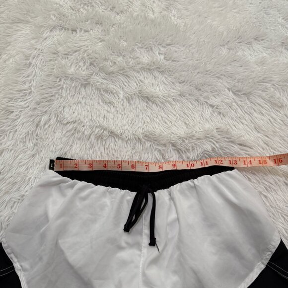 Women Old Navy Lightweight Performance Running Shorts Black White Extra Small - Picture 2 of 7